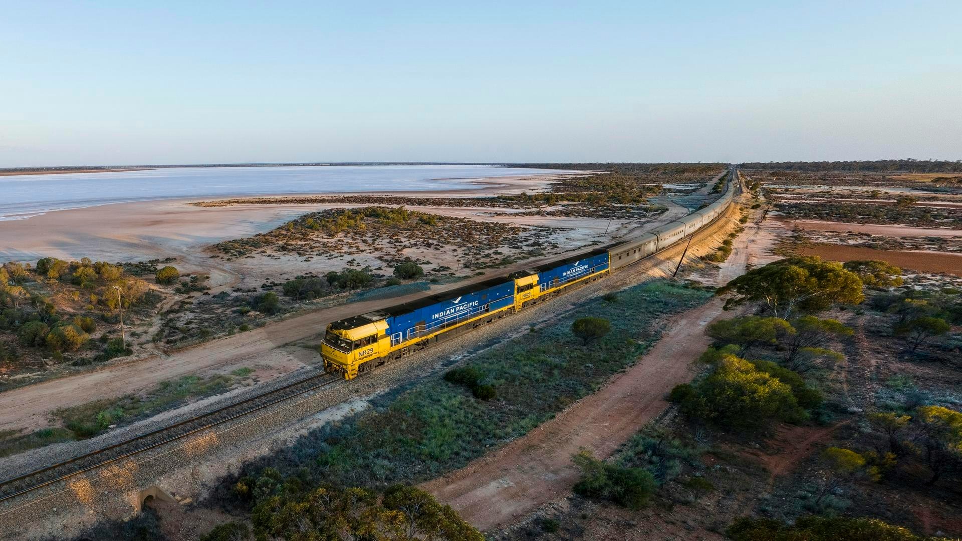 Indian Pacific and Coral Coast Discovery